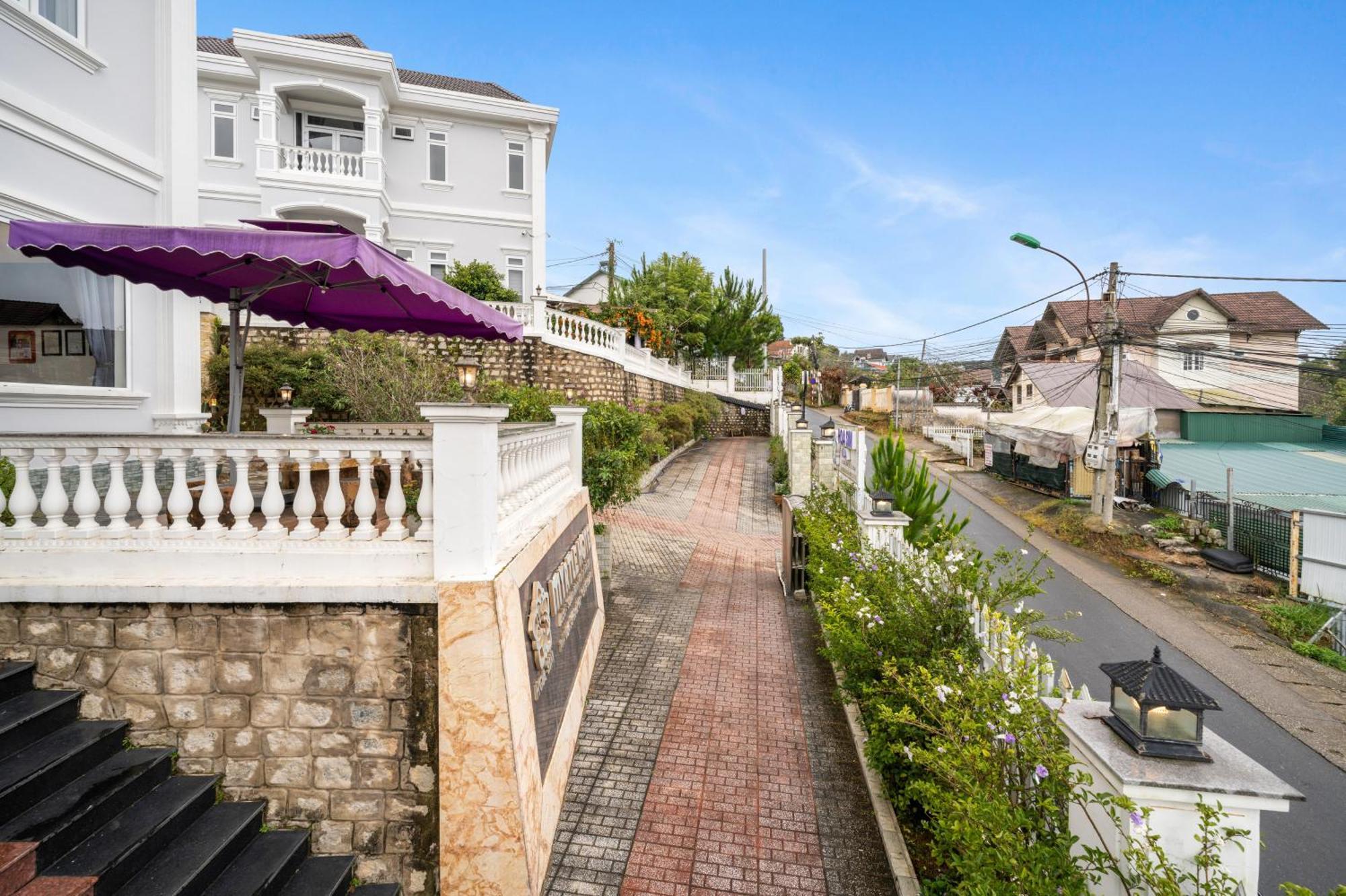 Myrtle Boutique Hotel Далат Экстерьер фото