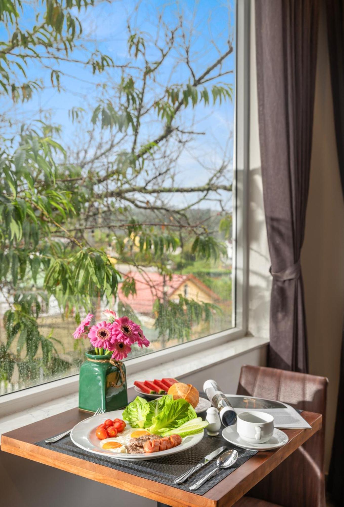 Myrtle Boutique Hotel Далат Экстерьер фото