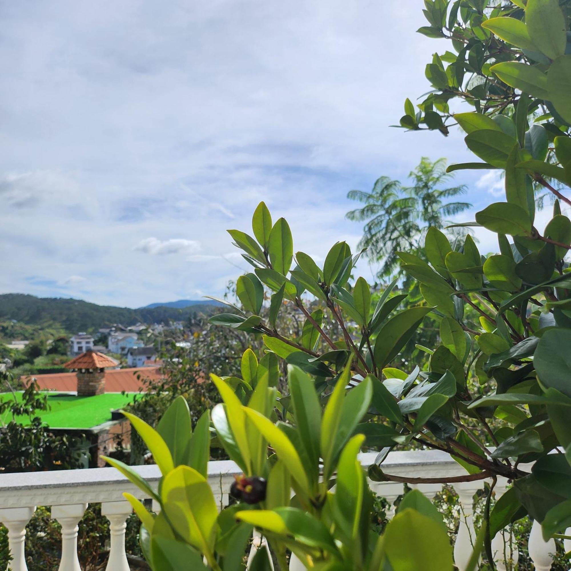 Myrtle Boutique Hotel Далат Экстерьер фото
